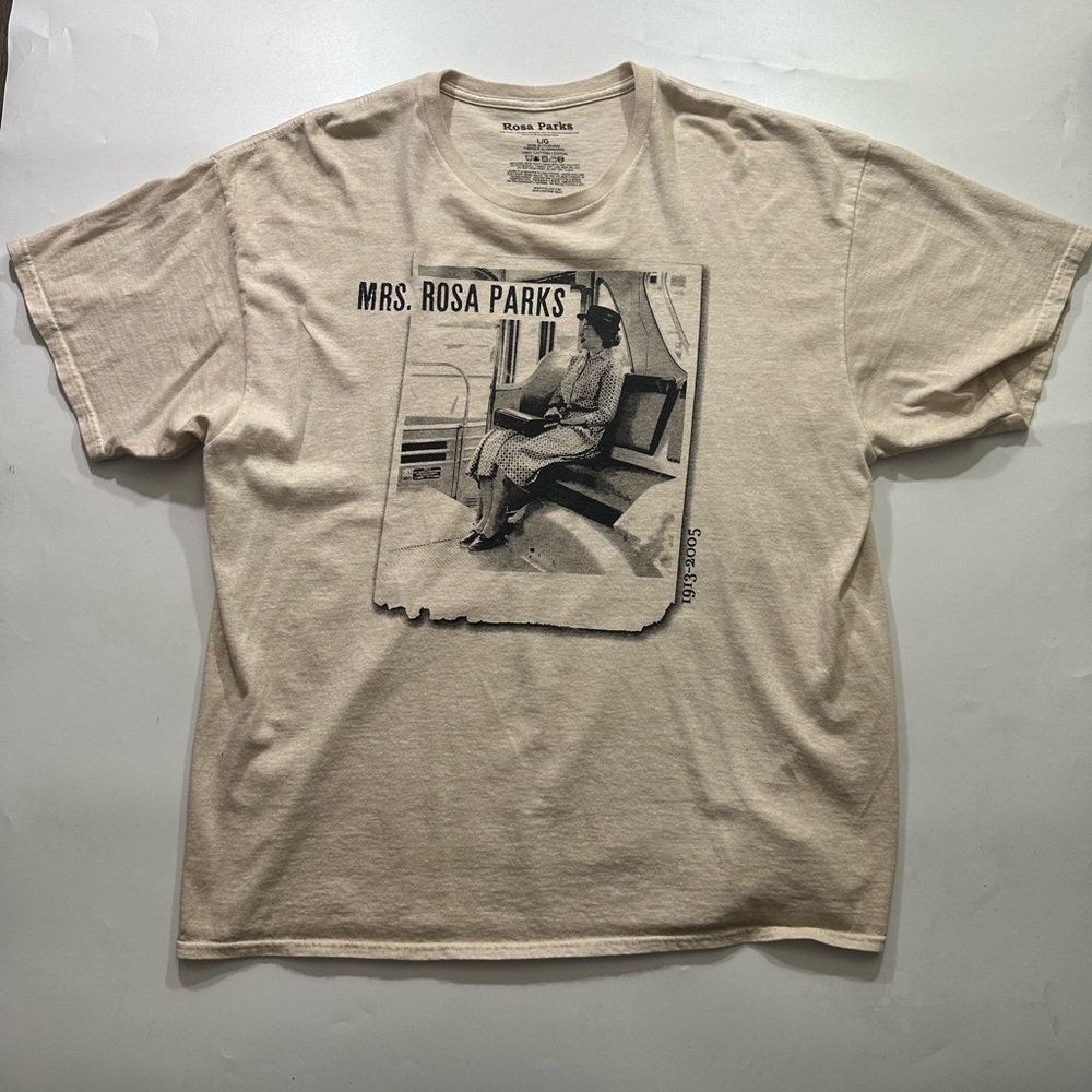 Rosa Parks Graphic T-Shirt - Cream
